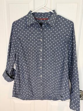 Talbots Chambray button down with white Polka Dots. Roll tab sleeves 100%cotton